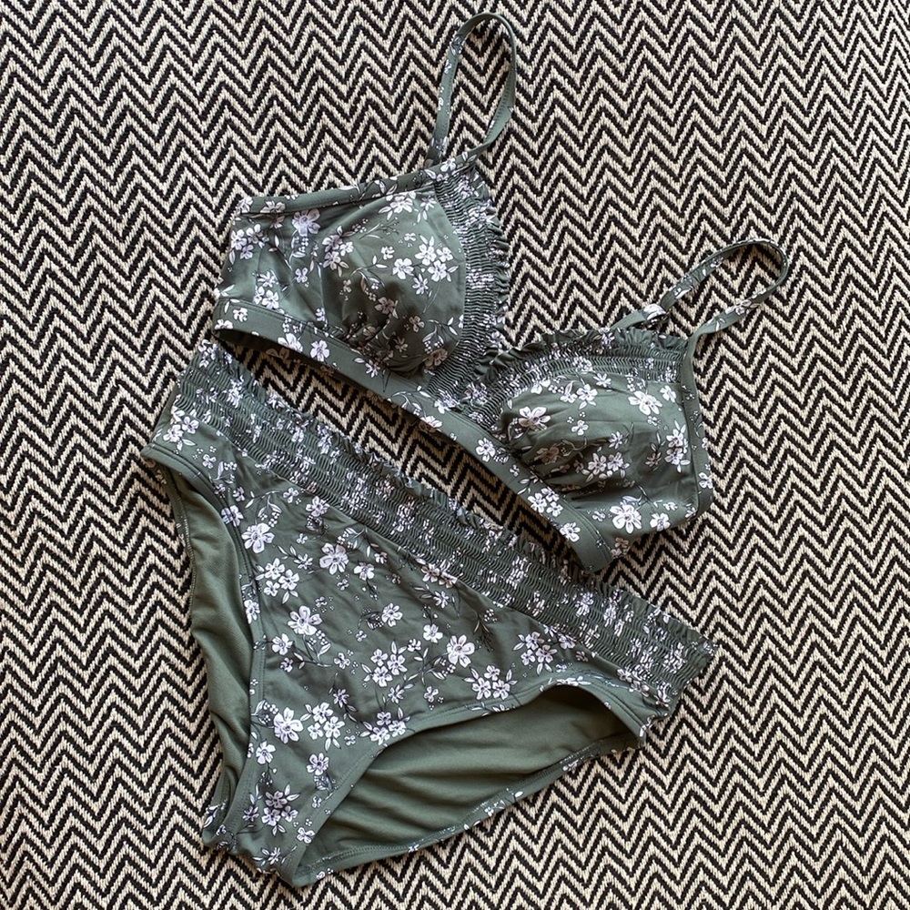 Two piece bikini set